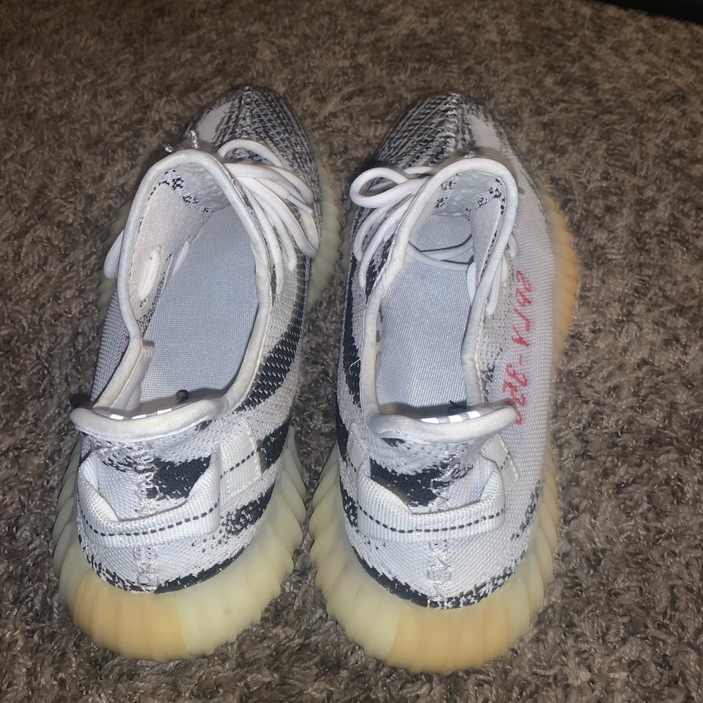 Yeezy 350 ZEBRA sizes 12